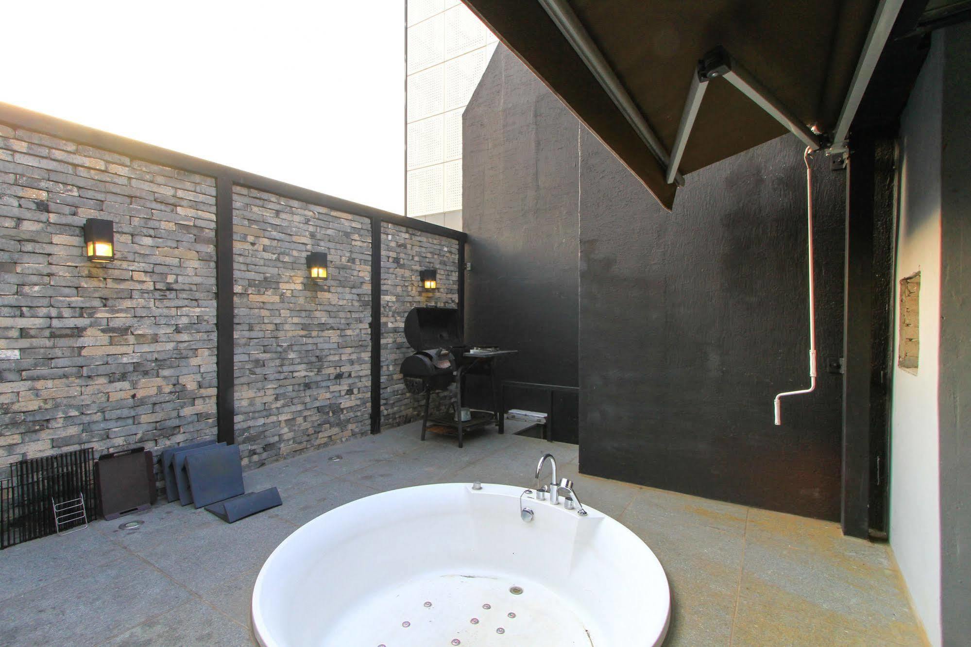 25 Hours Hotel 2 Busan Exterior foto